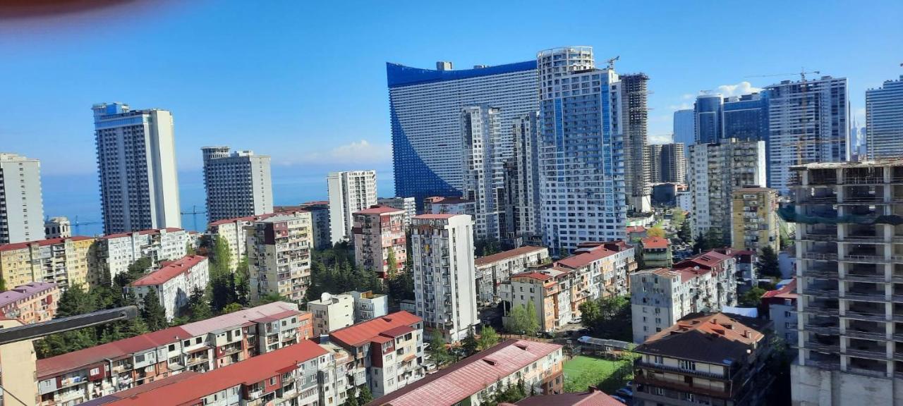 Lilia Apartment บาทูมิ ภายนอก รูปภาพ