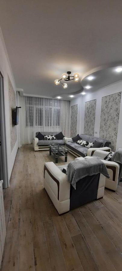 Lilia Apartment บาทูมิ ภายนอก รูปภาพ